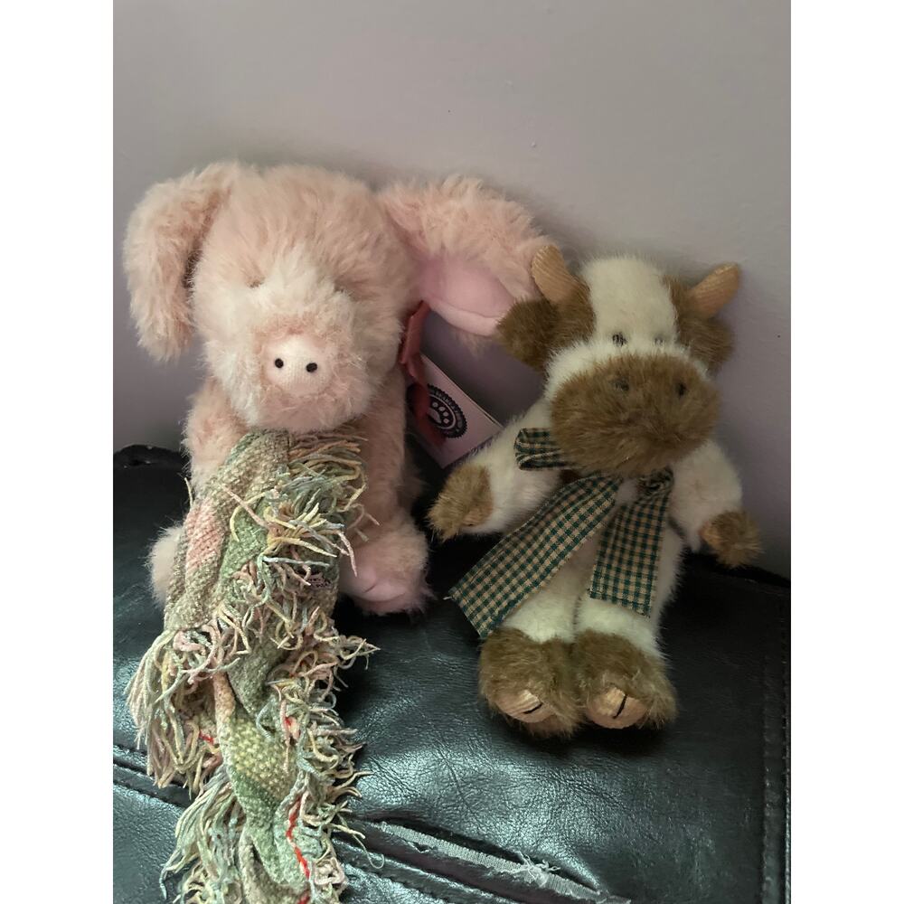Boyd’s Bears NWT pair of Boyd’s pig and cow
